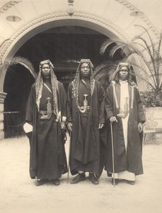 Les assistants de Sherif Abdullah, Jérusalem, 1921 - A. Reid